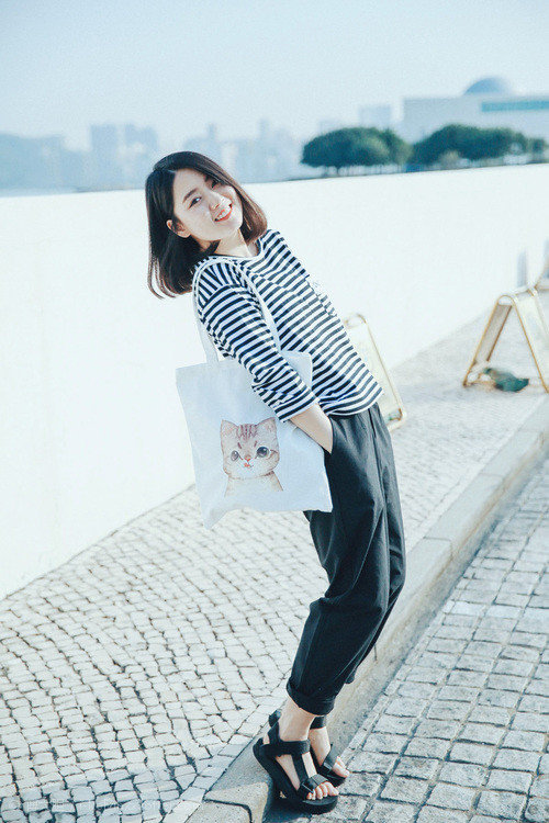 Kaiyun APP-瑞典乒乓球队在2024年世界杯中展现团队协作的力量，瑞典乒乓球世乒乓赛冠军争夺赛